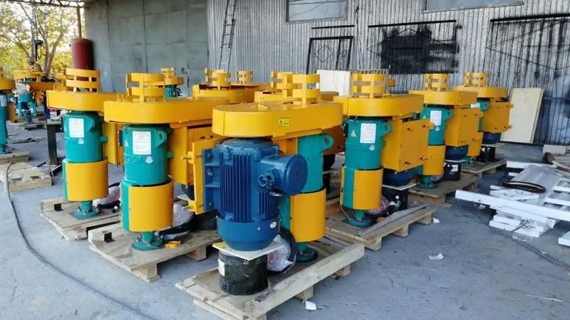 小型三相异步电机型号参数解析：关键指标与选型逻辑